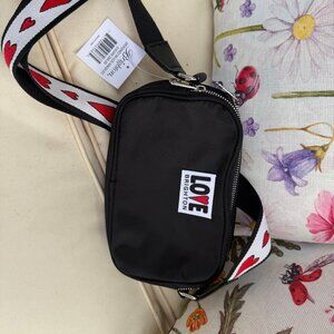 Coach love crossbody